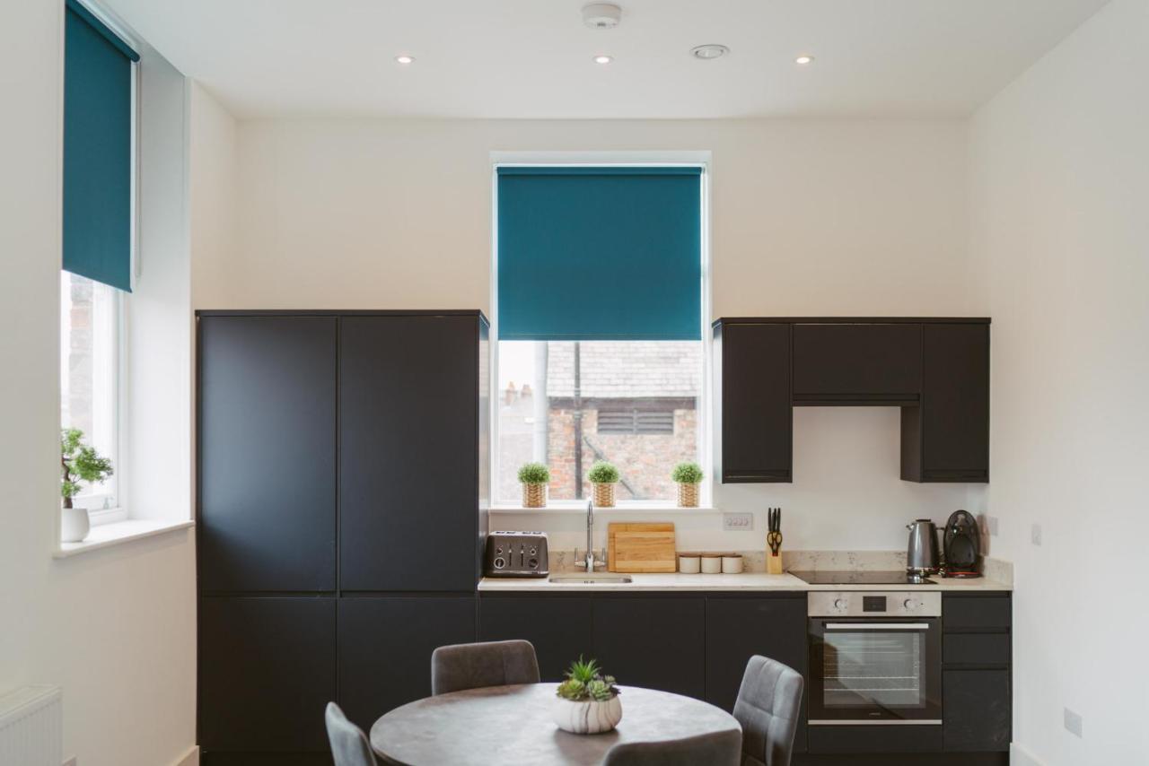 York Riverside Apartments Bagian luar foto