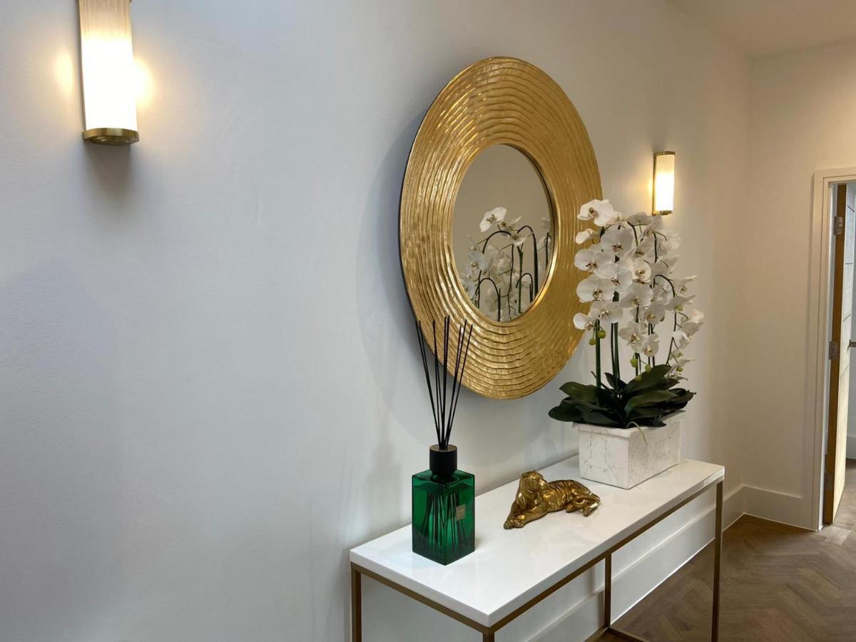 York Riverside Apartments Bagian luar foto