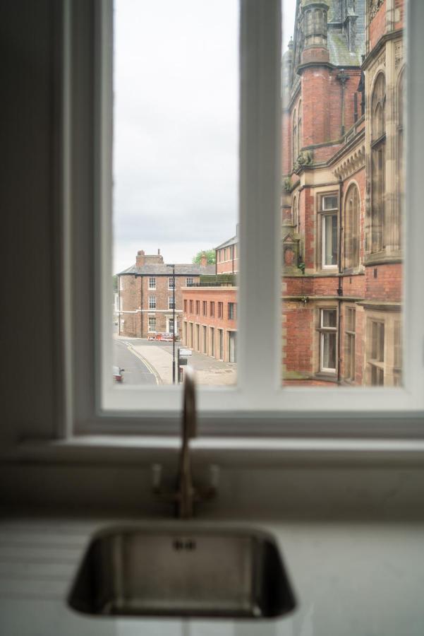 York Riverside Apartments Bagian luar foto
