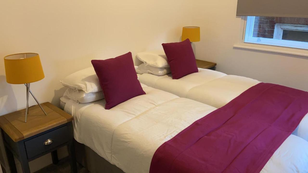 York Riverside Apartments Bagian luar foto