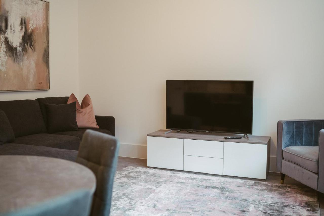 York Riverside Apartments Bagian luar foto
